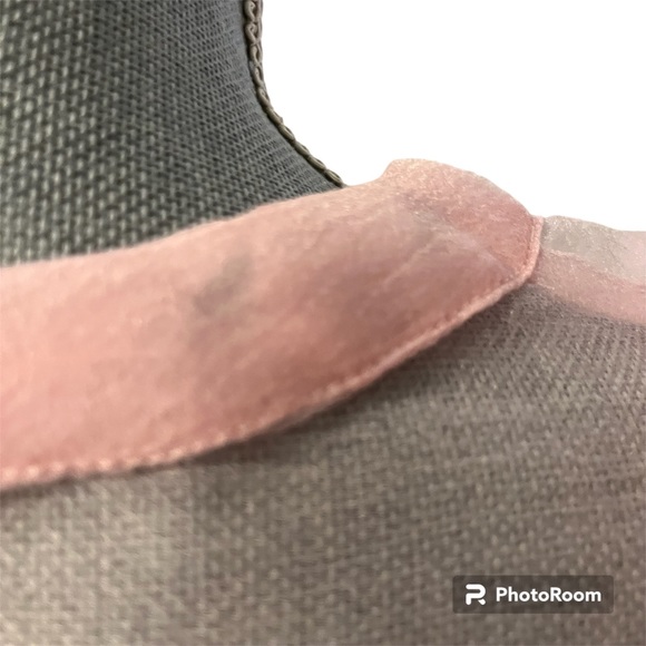 By the River Top - Picture 6 of 10